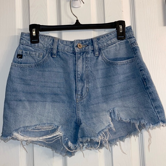 KanCan Pants - KanCan- Distressed Denim Shorts, light wash, Size:7/ 27